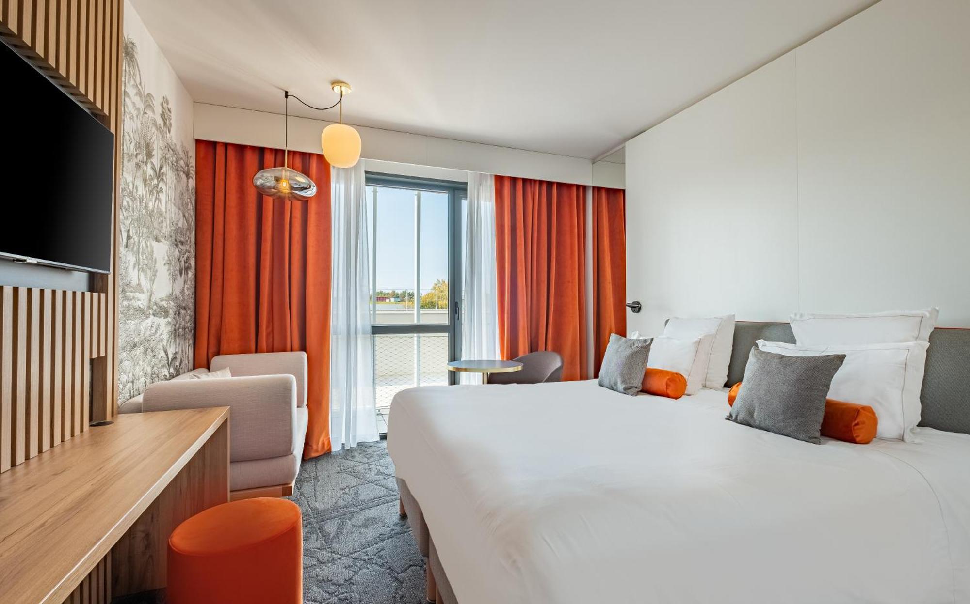 Golden Tulip Lyon Ouest Techlid Hotel & Spa Limonest Exteriér fotografie